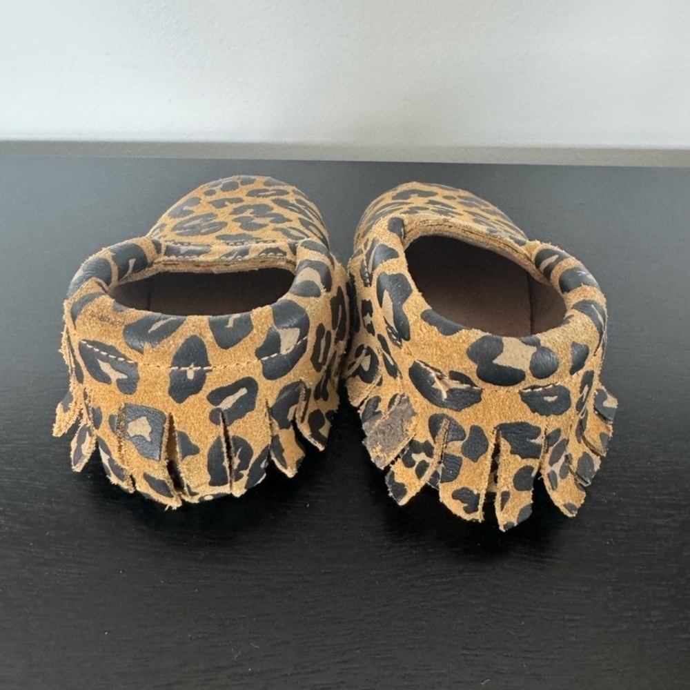Monkey Feet Baby Shoes Moccasins leopard print sz 12-18 months - Picture 3 of 6